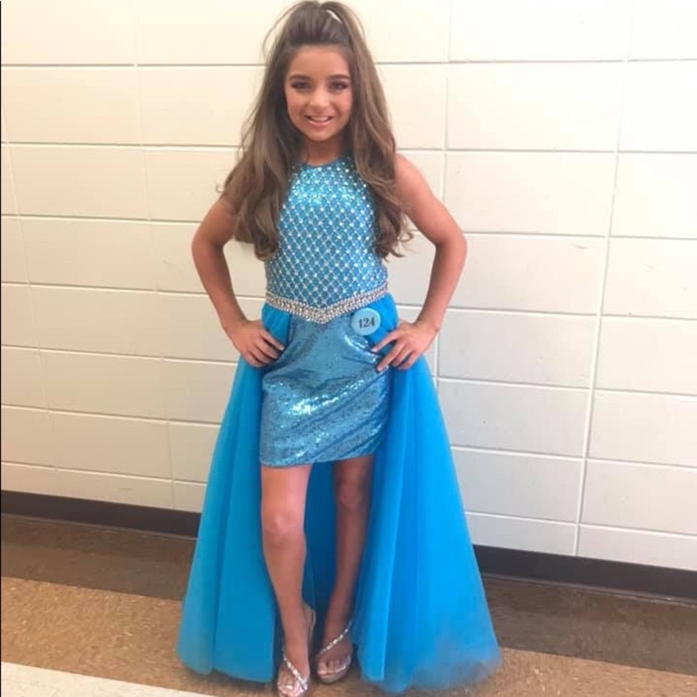 Fun Fashion dress